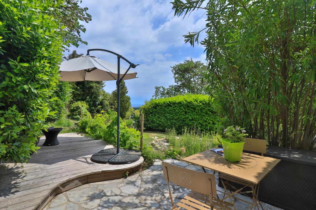 Le Mazet De Tourrettes Bed & Breakfast Exterior foto