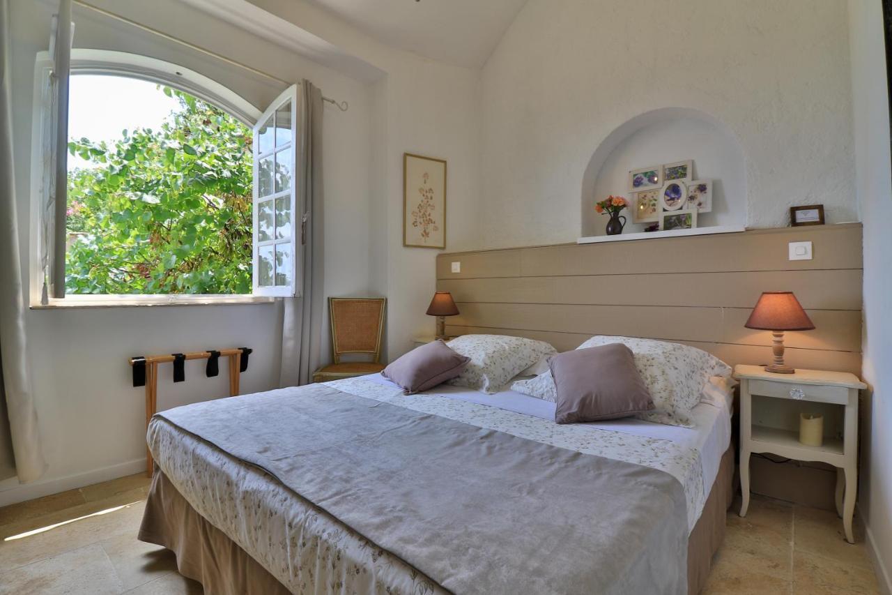 Le Mazet De Tourrettes Bed & Breakfast Exterior foto